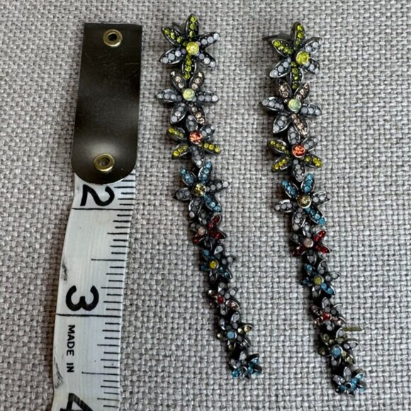 Zara - Floral Drop Earrings - Picture 8 of 8